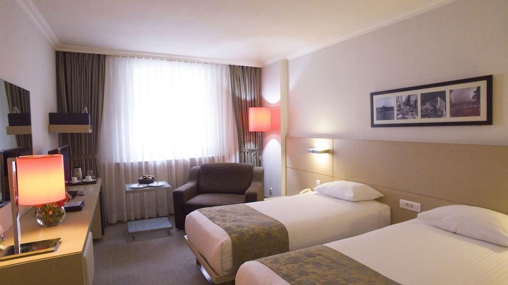 Eresin Hotels Taxim & Premier Istanbul Ngoại thất bức ảnh